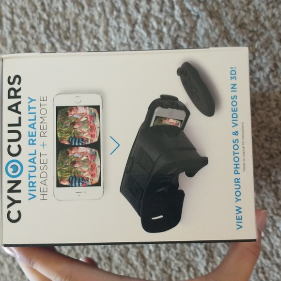 Virtual Reality Headset &Remote BRAND NEW - Picture 4 of 10